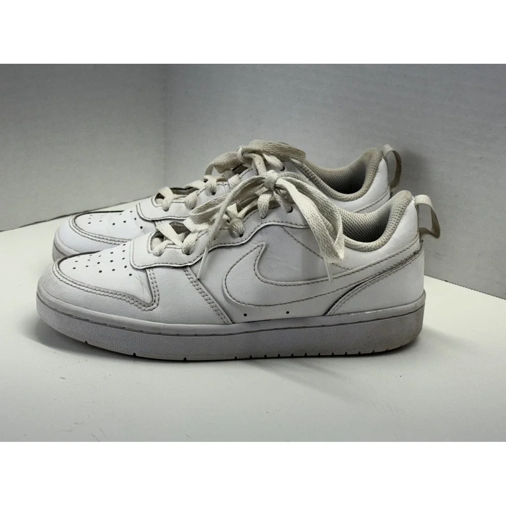 Nike Court Borough 2 Sneakers BQ5448-100 White Youth Size‎ 4.5Y